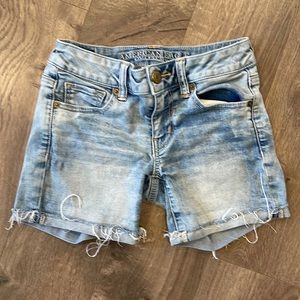 American Eagle Distressed Jean Shorts Size 0